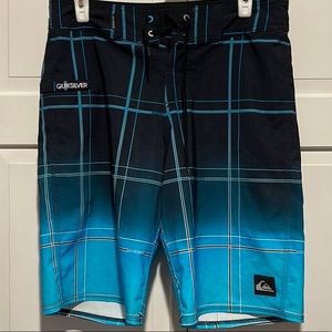Men’s Quiksilver Board Shorts size 30